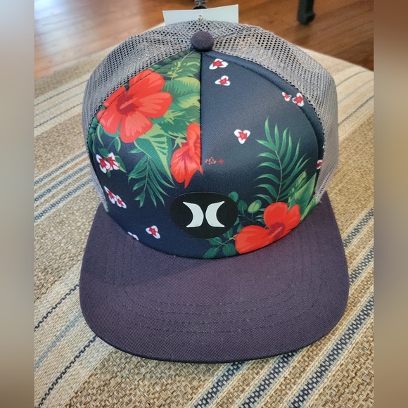 NWT Hurley Mens Balboa Navy Floral Trucker Hat - Picture 2 of 5